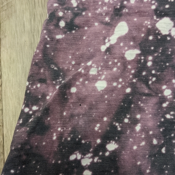 Universal Thread Tie Dye V-neck T-shirts Bundle - Picture 11 of 12